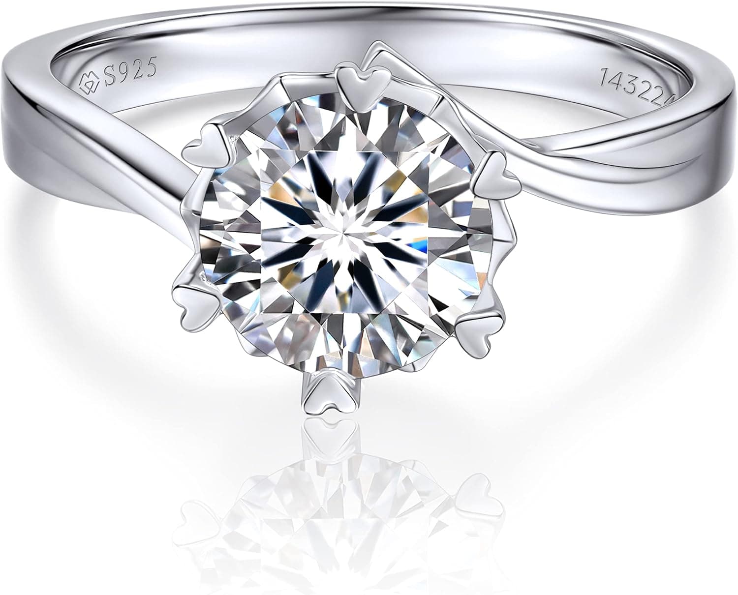 Anillo de compromiso solitario con una moissanita de un quilate de corte redondo brillante sobre banda de plata de ley