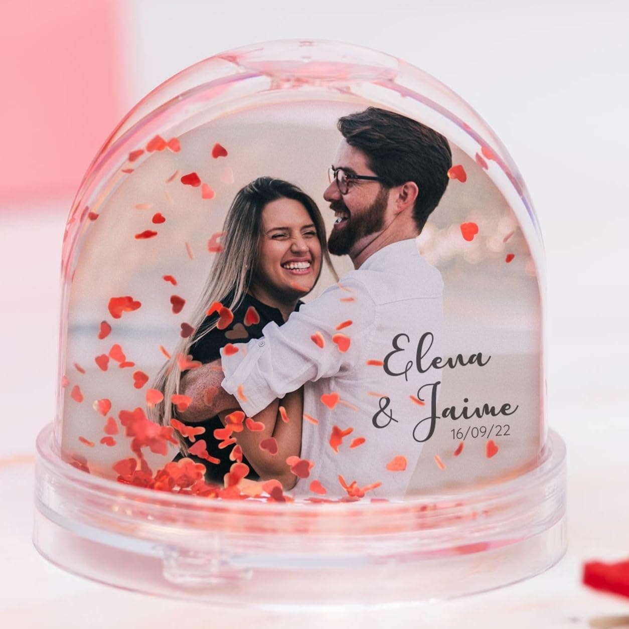 Bola decorativa rellena de corazones con fotos personalizadas