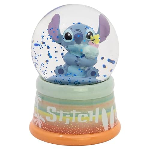 Bola de nieve de Stitch abrazando una piruleta con forma de estrella, base tropical con su nombre