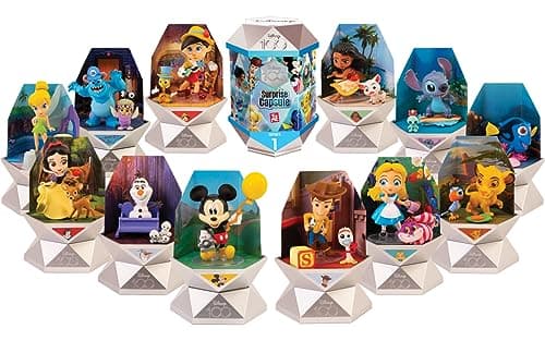 Detalle de una figura de la cápsula Disney
