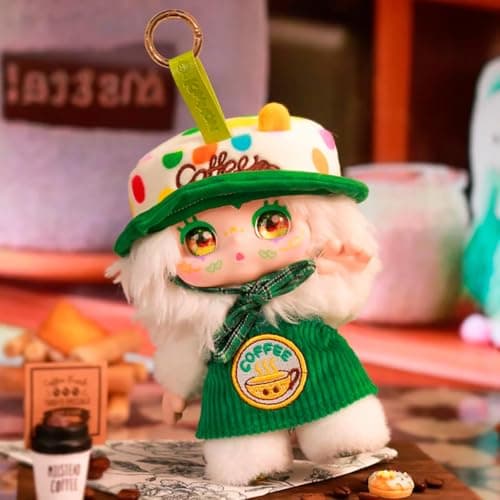 Detalle del peluche KIMMON de temática cafetería
