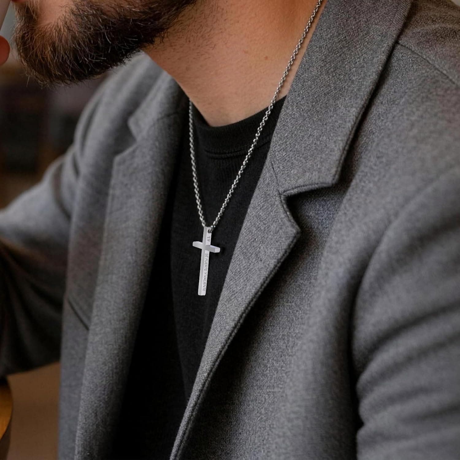 Collar de cruz para hombre con versículo grabado, foto 2