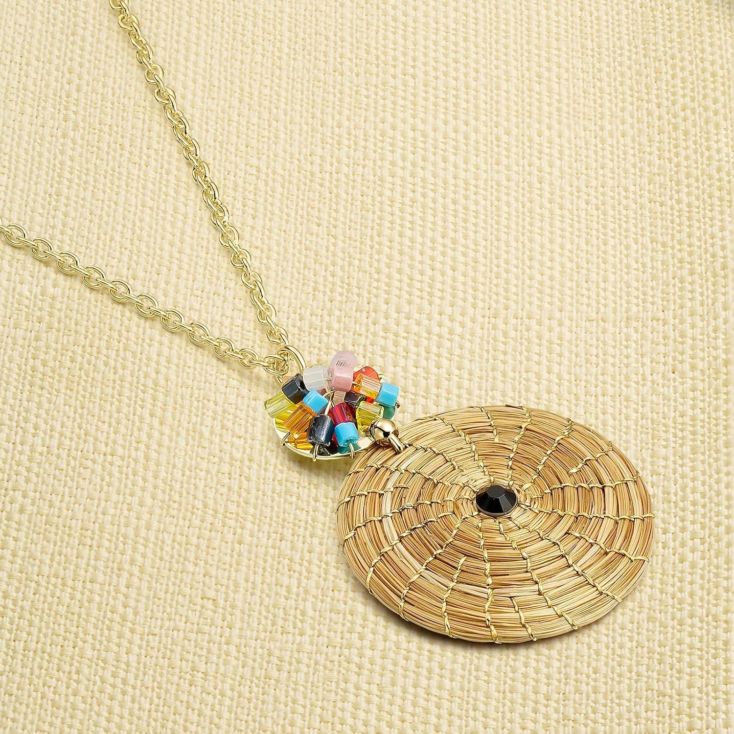 Collar Mandala de Oro Vegetal con Cristal Negro, foto 3