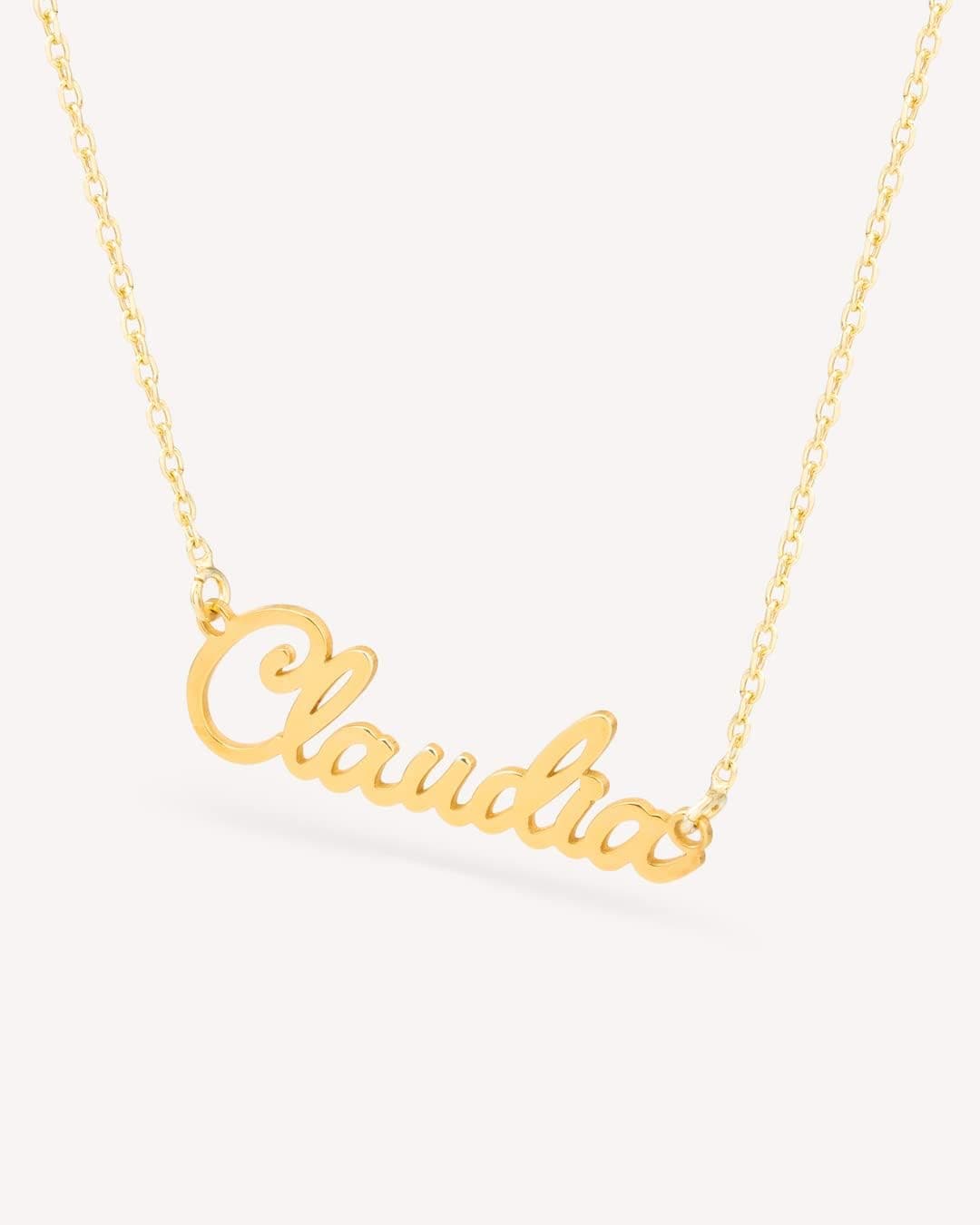 Detalle del enlazado de las letras del nombre