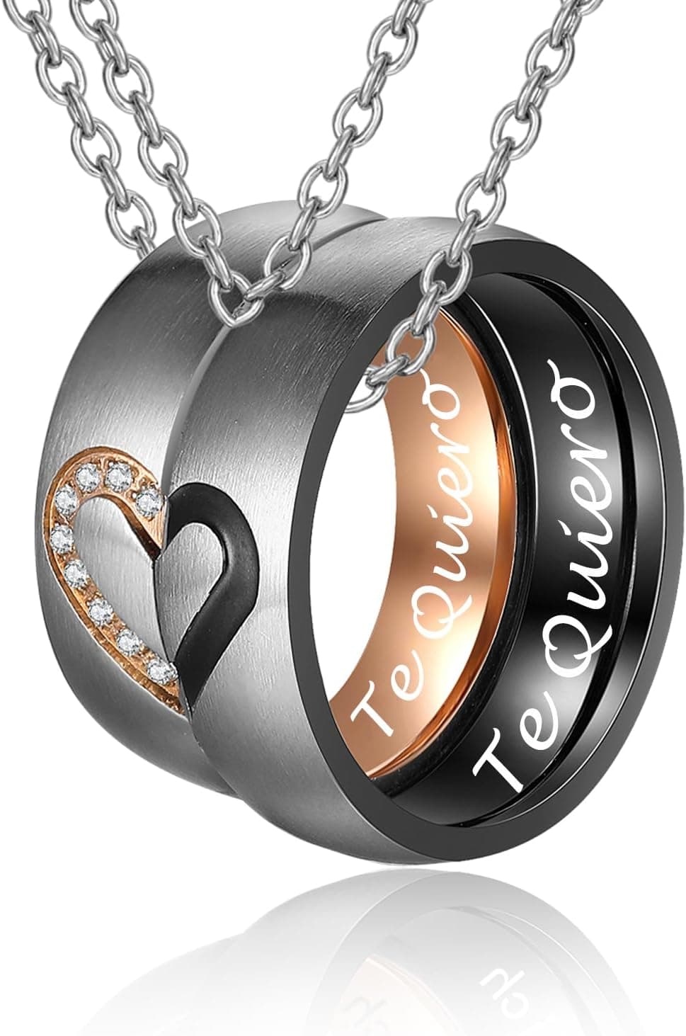 Colgante de corazón con anillos entrelazados