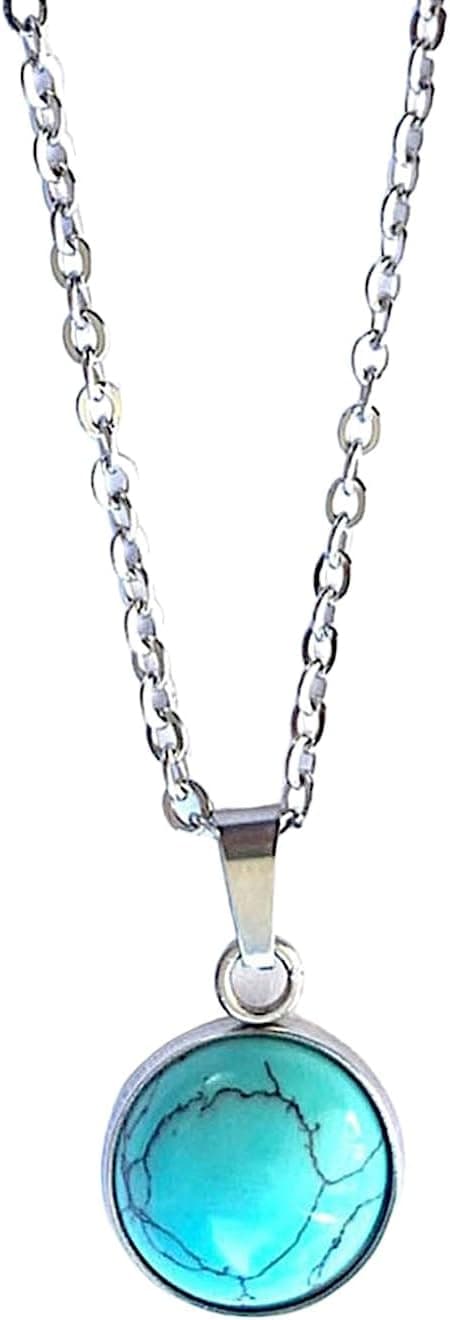 Collar con colgante de piedra natural sobre cadena plateada
