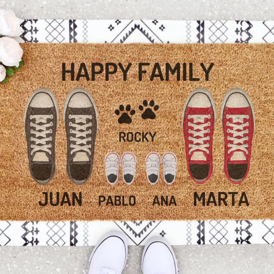 Felpudo de fibra de coco personalizado con los nombres de una familia y su perro