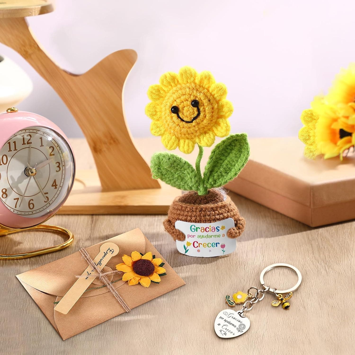 Set de Girasol de Ganchillo y Llavero para Profesora, foto 2
