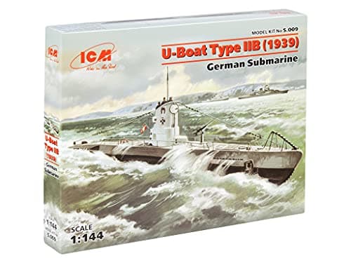 Maqueta ICM del submarino alemán Tipo IIB de 1939