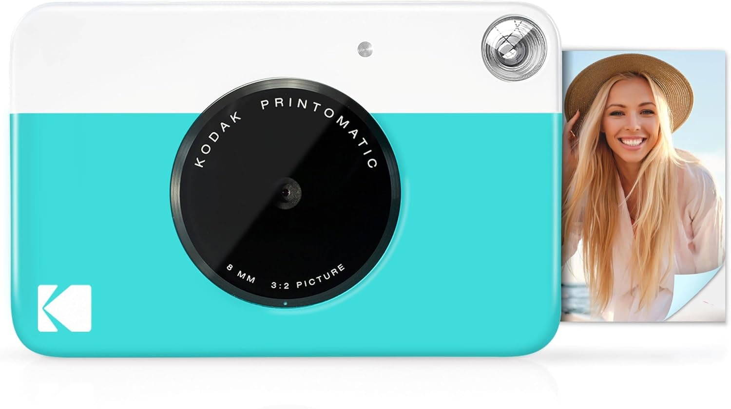 La Kodak Printomatic en color azul con el objetivo y el flash visibles