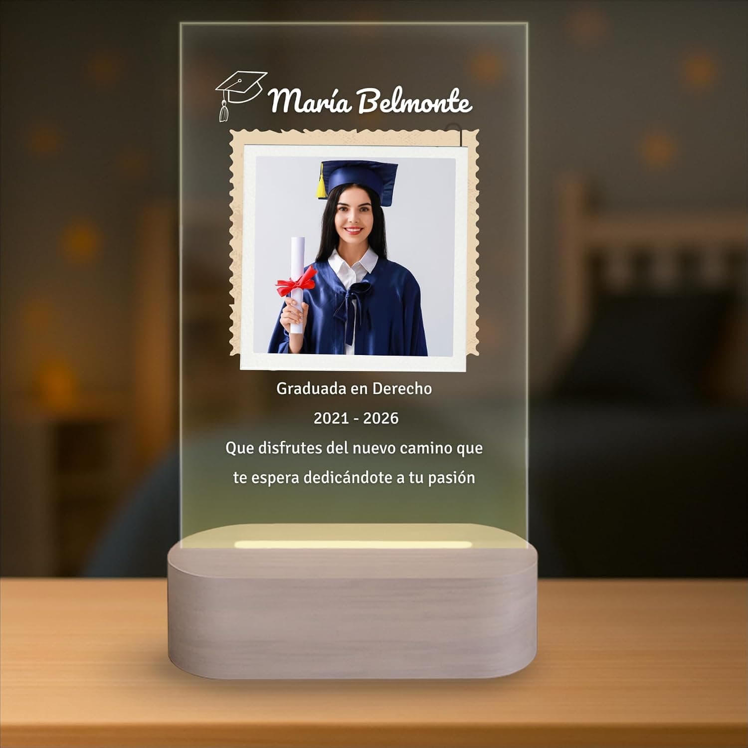 Lámpara de metacrilato con base de madera, personalizada con nombre, foto y mensaje de graduación
