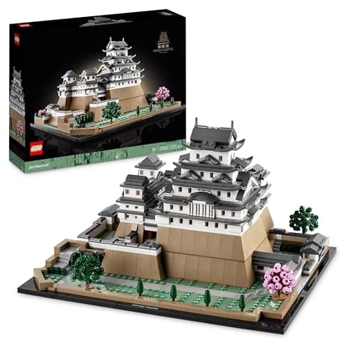 Maqueta LEGO del castillo de Himeji con sus torreones blancos