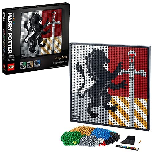 Mosaico LEGO con los escudos de las cuatro casas de Hogwarts