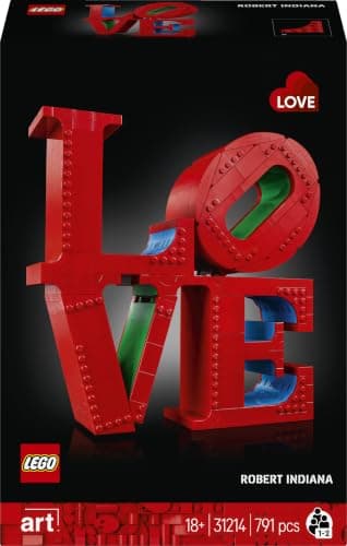 Maqueta LEGO de la escultura LOVE de Robert Indiana en rojo, azul y verde