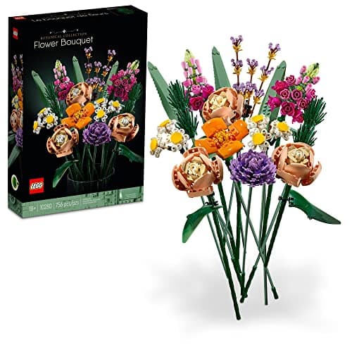 Ramo LEGO de flores mixtas con rosas, boca de dragón y margaritas, el set original de 2021