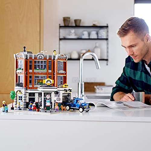 LEGO Creator Expert Corner Garage (10264), foto 3