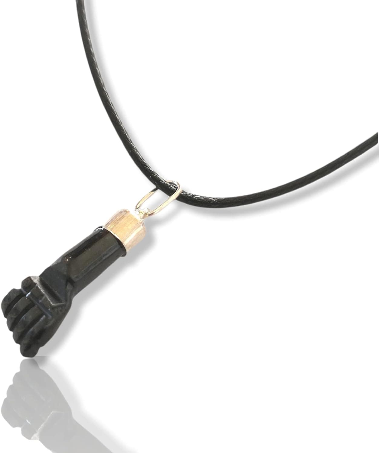 Amuleto de mano de azabache con casquillo de plata