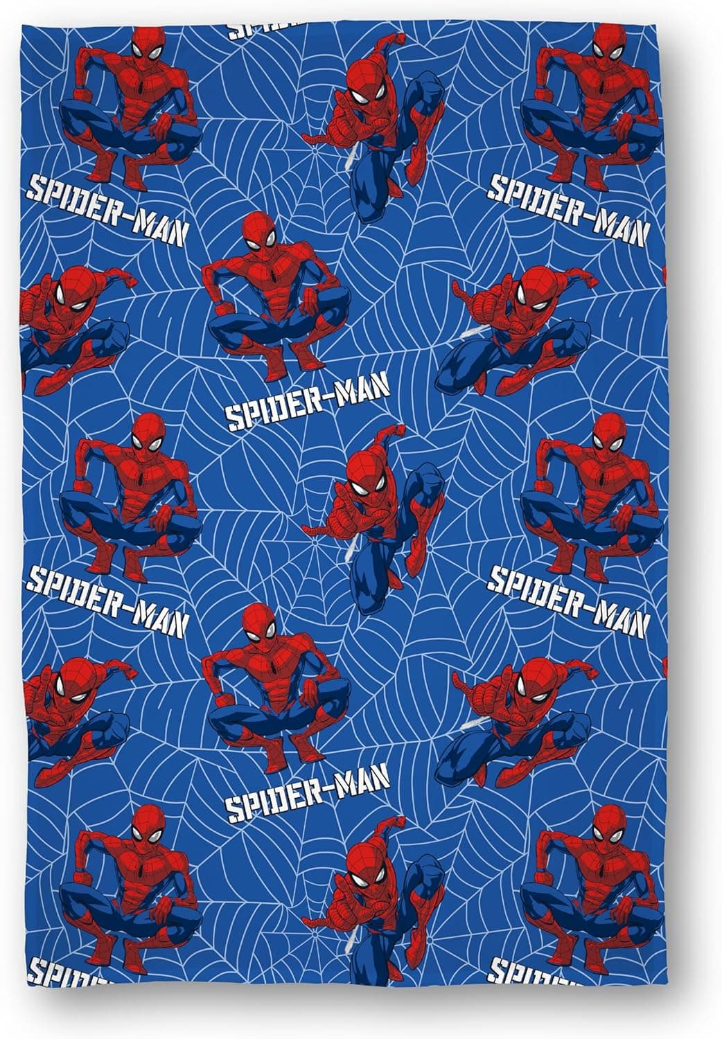 Manta de forro polar azul con el estampado de Spider-Man extendida sobre un sofá