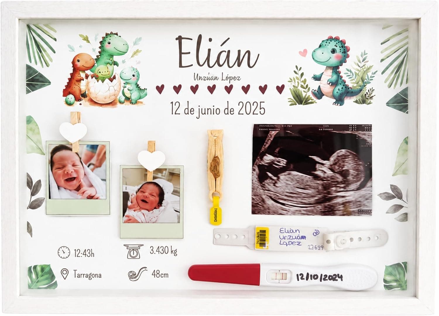 Marco personalizado con el nombre del bebé, dos fotos de recién nacido, la ecografía y la pulsera del hospital colocadas dentro