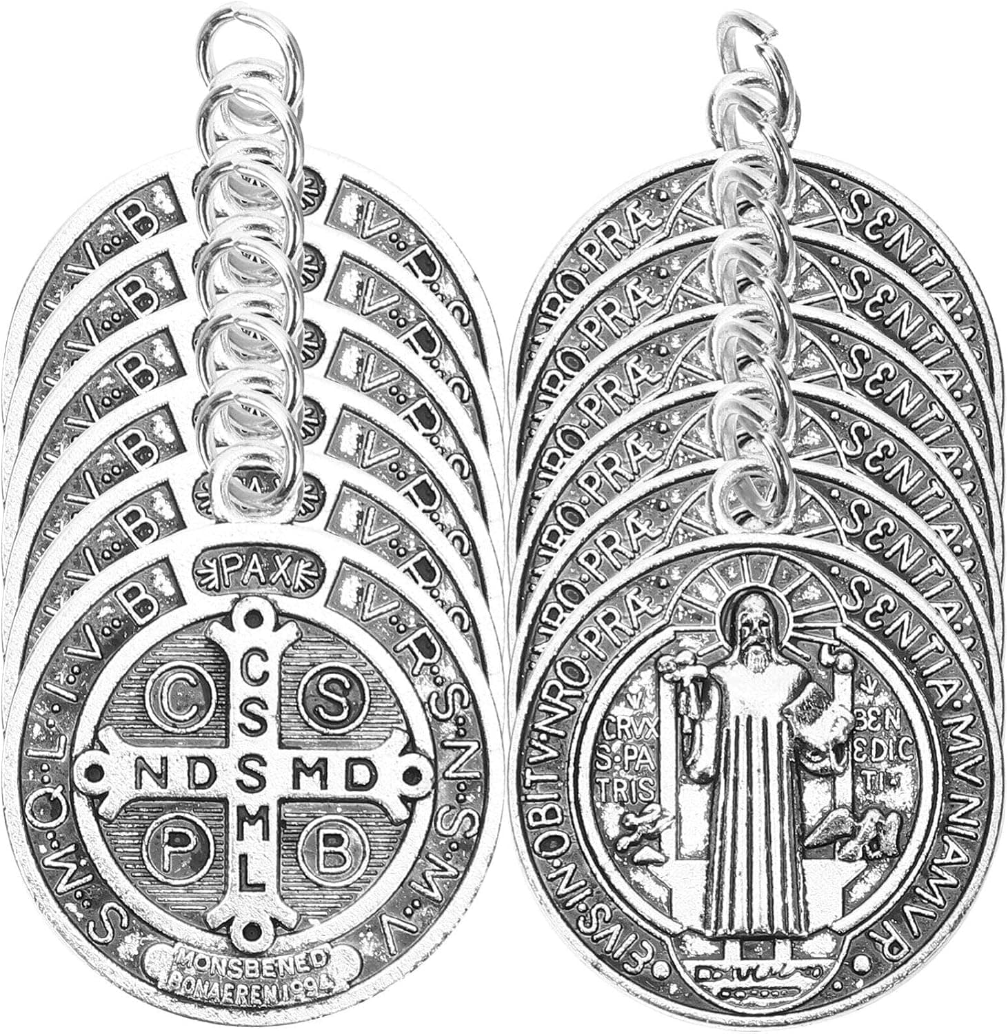 Pack de doce medallas religiosas de San Benito y otras imágenes
