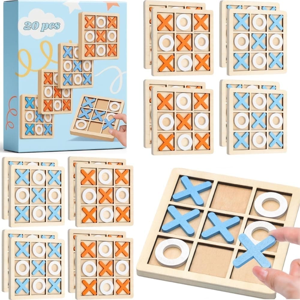 Pack de veinte mini juegos de tres en raya de madera envasados individualmente