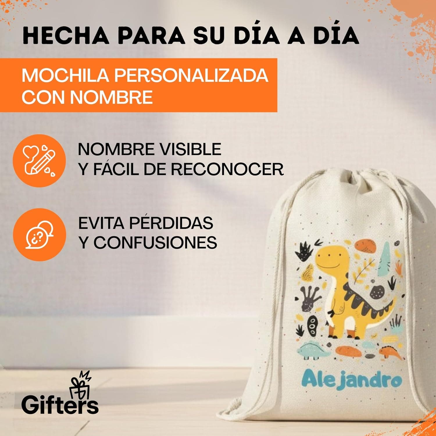 La mochila colgada, mostrando su tamaño