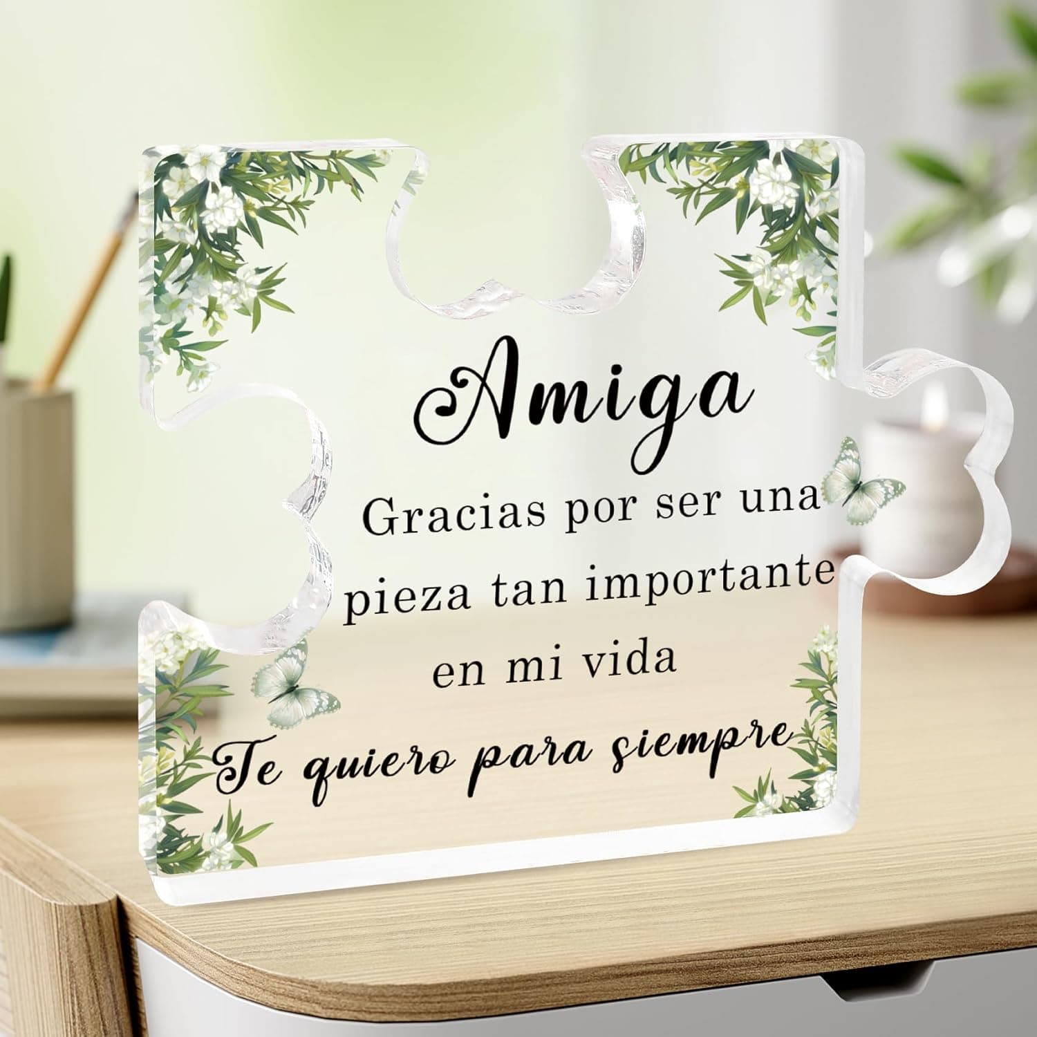 Placa de acrílico en forma de corazón con el mensaje para una amiga