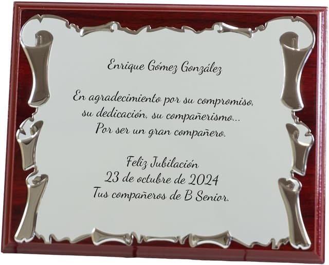 Placa de homenaje personalizada con texto grabado