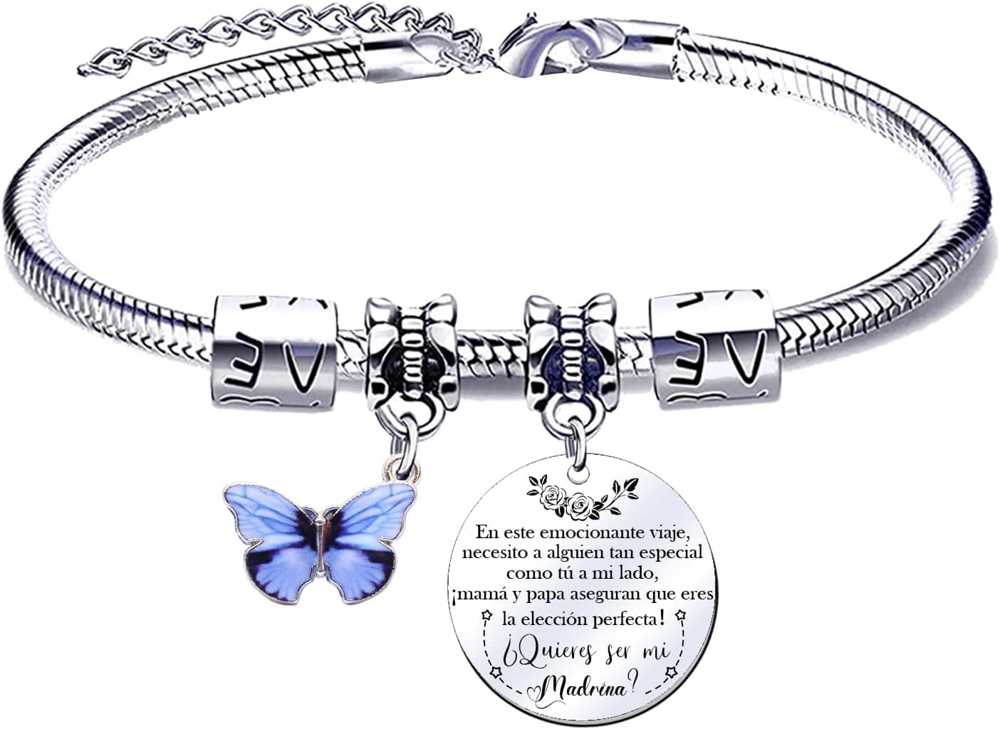 Pulsera de acero plateado tipo serpiente con cuatro abalorios, una mariposa azul de esmalte y una medalla redonda grabada con el mensaje que acaba en «¿quieres ser mi madrina?»