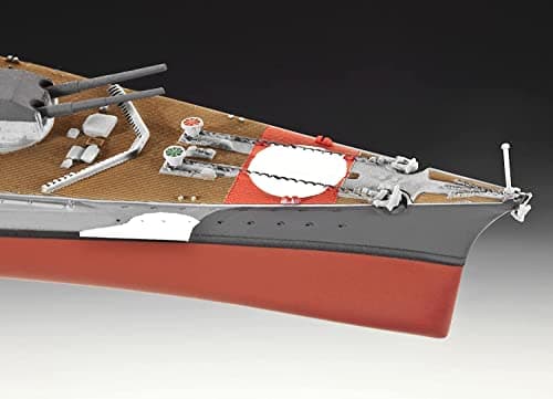 Caja del kit Revell Bismarck