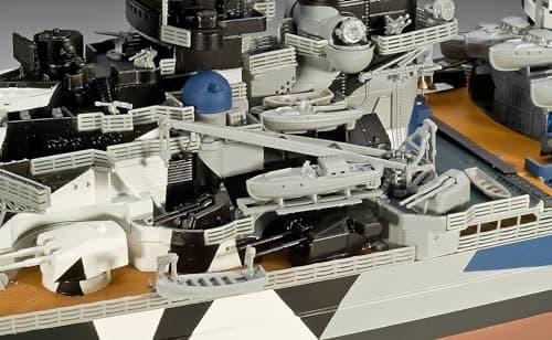 Torretas de artillería del Tirpitz de Revell