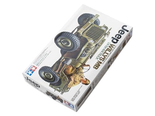 Detalle del capó del Jeep Tamiya