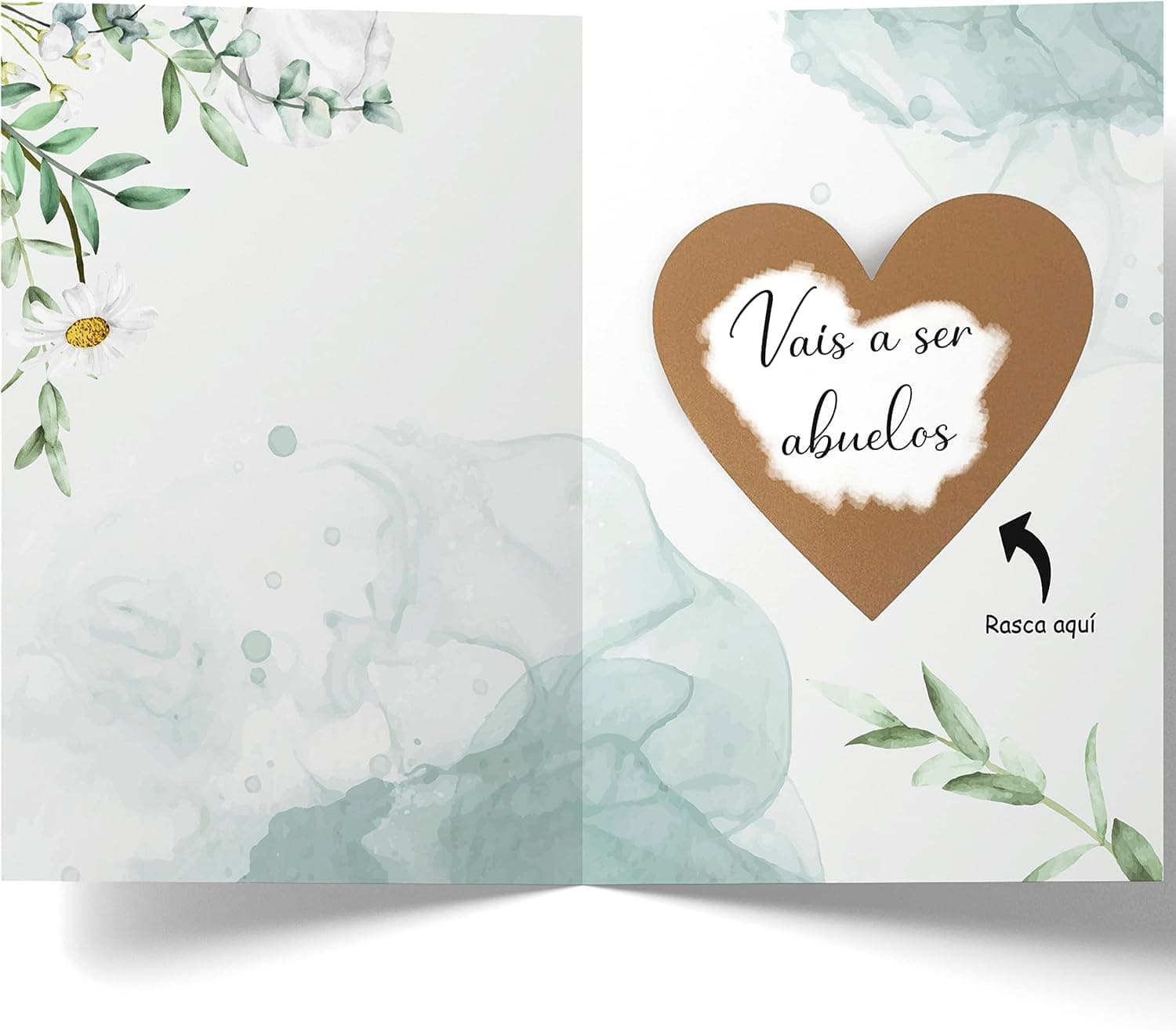 Tarjeta abierta con ilustración de hojas y un corazón dorado para rascar bajo el que aparece «vais a ser abuelos»