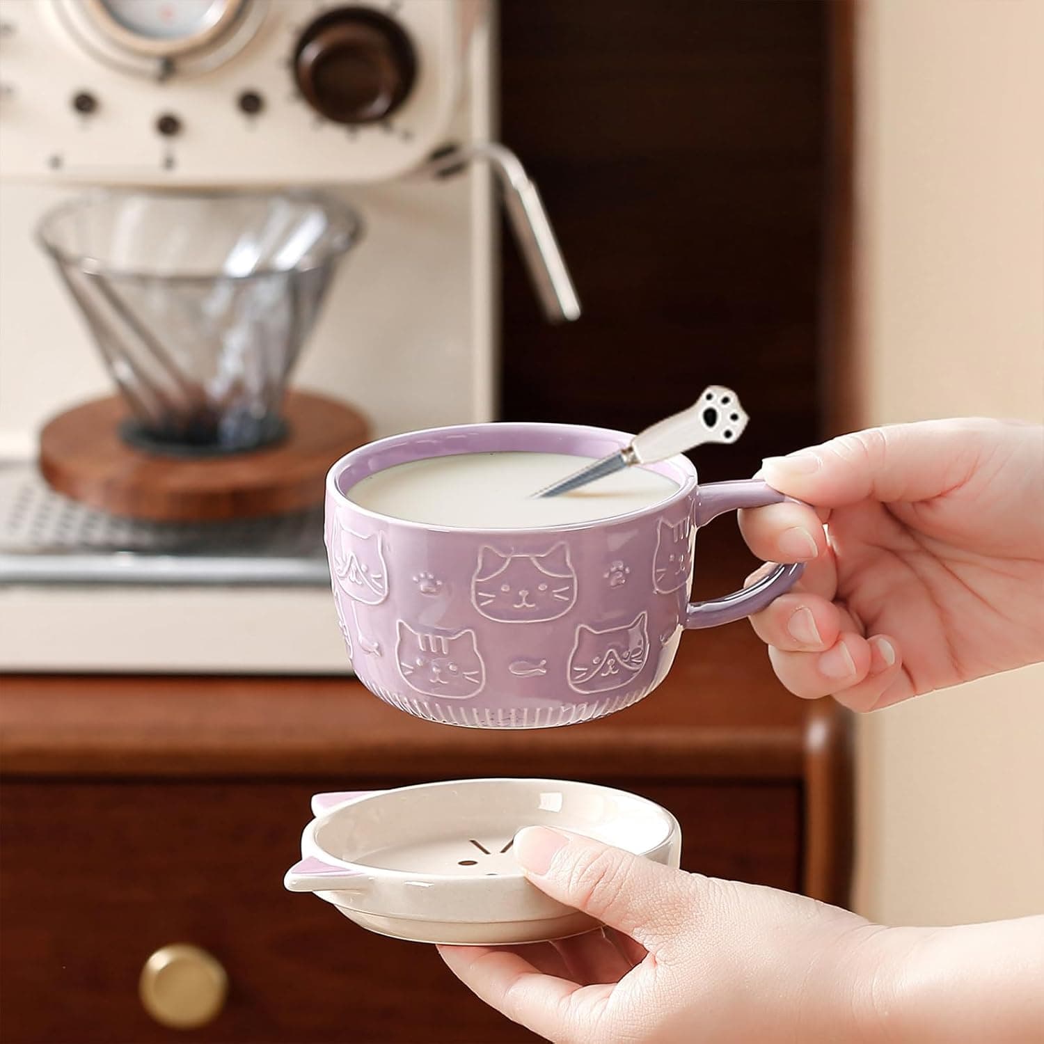 Taza de gato kawaii morada con tapa y cuchara, BigNoseDeer, foto 3