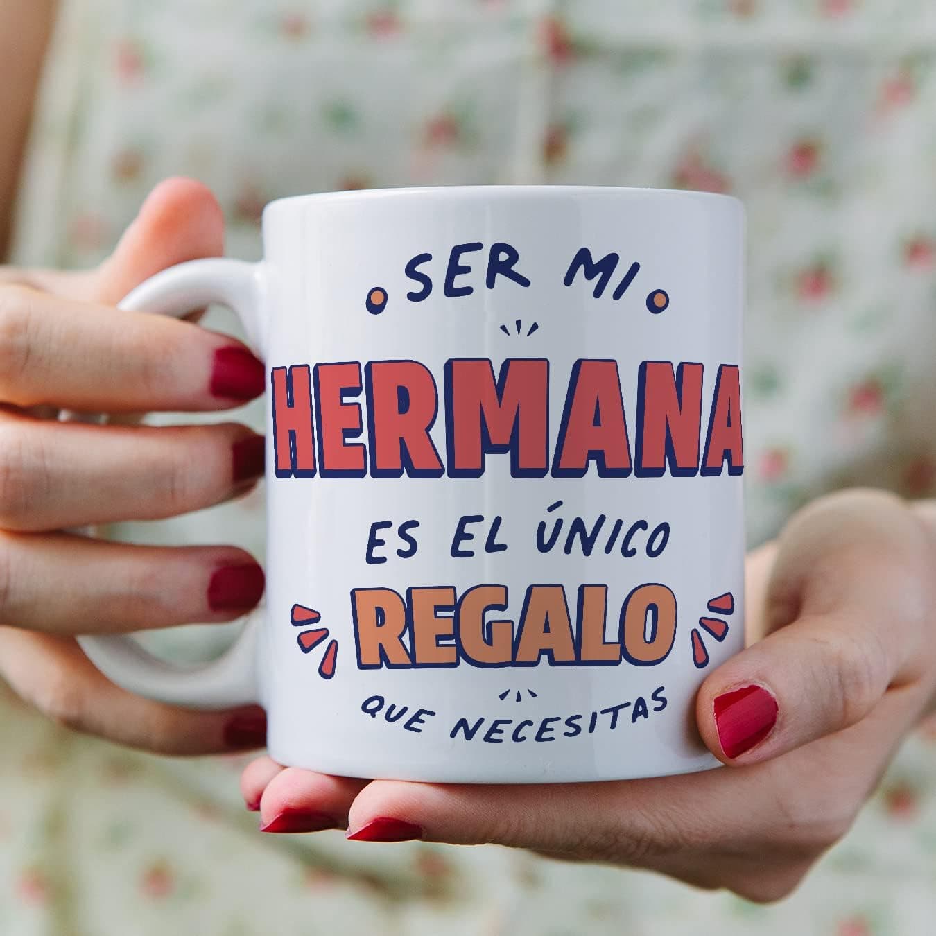 Taza de cerámica de 330 ml con la frase Soy el único regalo que necesitas, en español