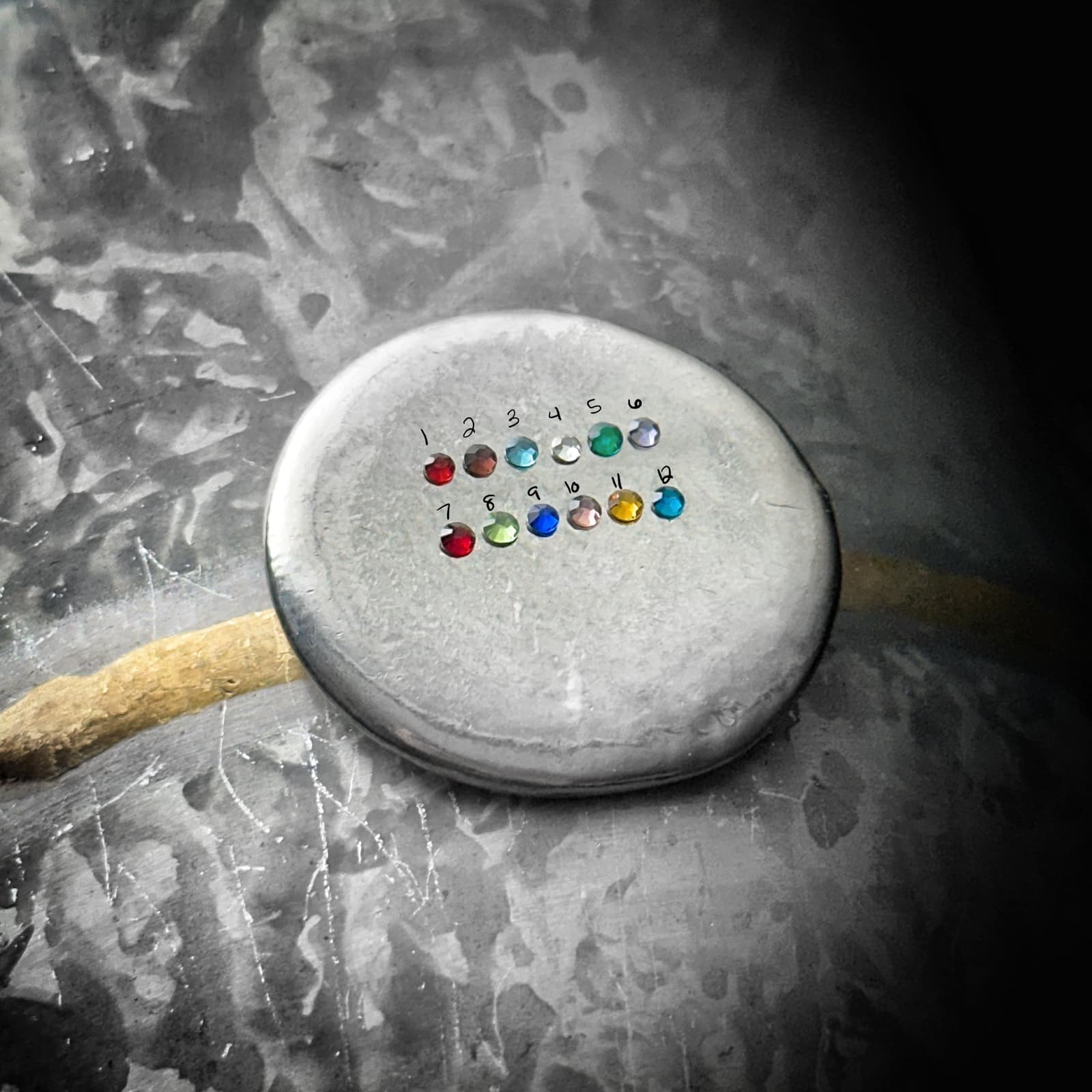 Llavero de bronce de 8º aniversario estilo gótico para esposo, foto 9