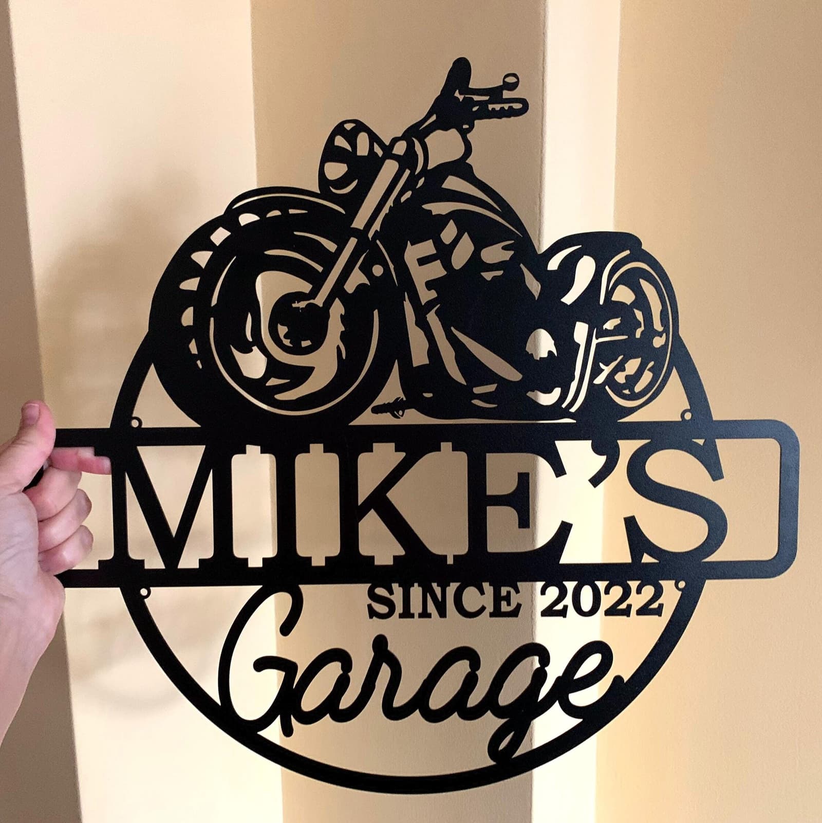 Cartel metálico de garaje con nombre para moto, foto 3