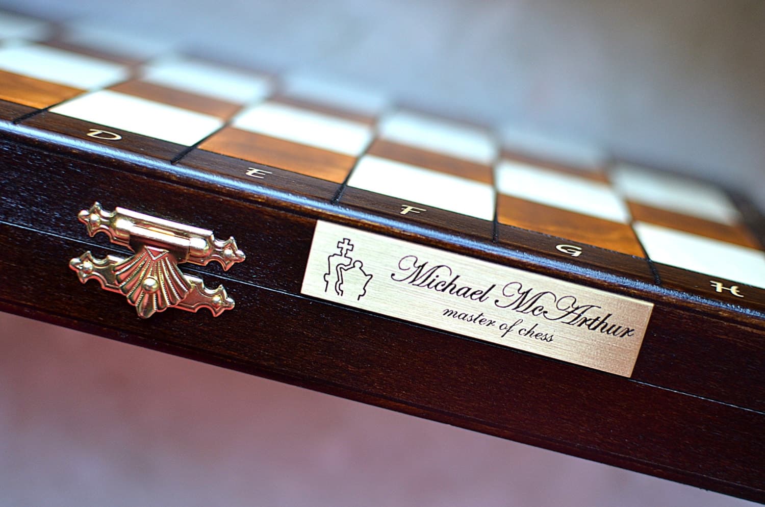 Ajedrez magnético de madera personalizado