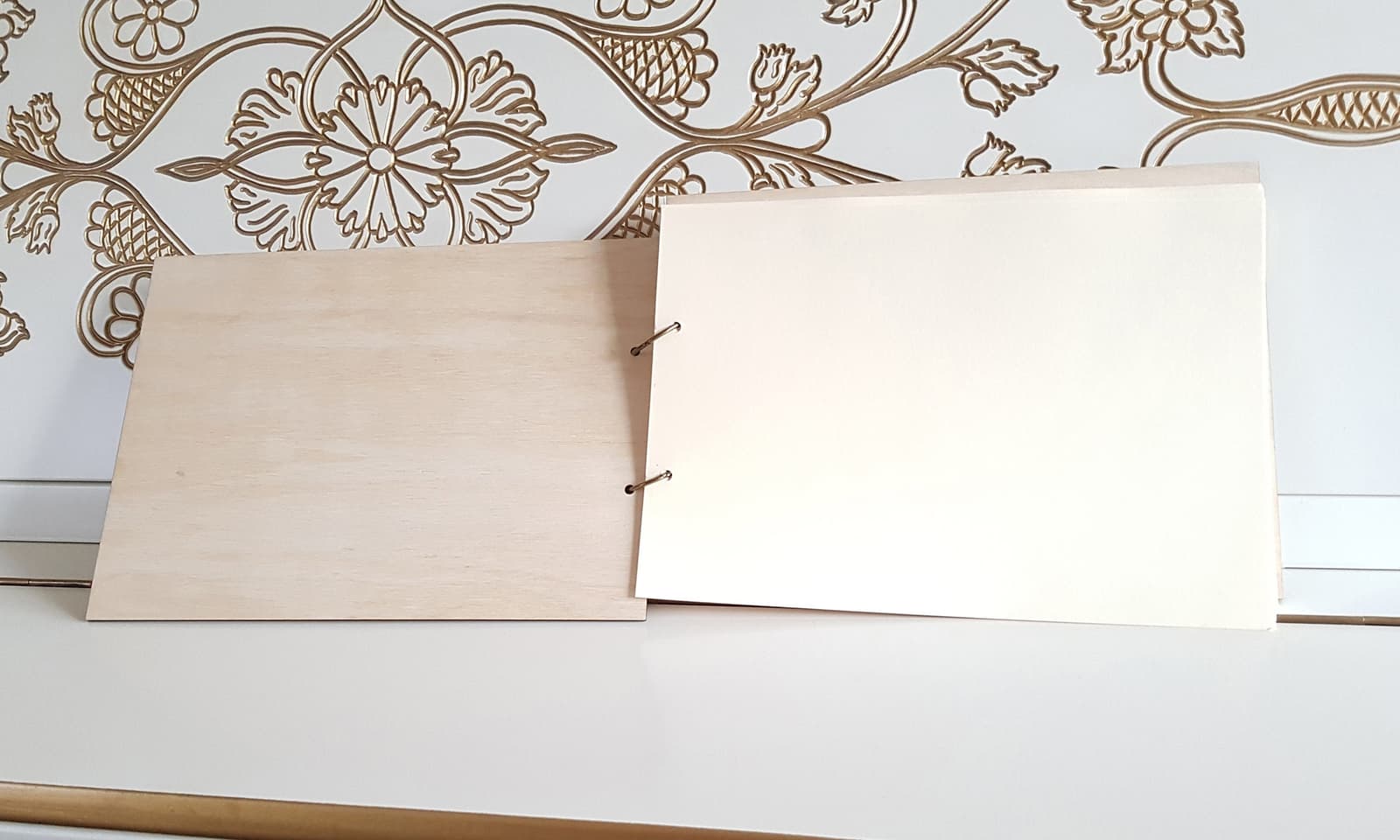 Álbum de boda de madera para pareja motera, foto 9