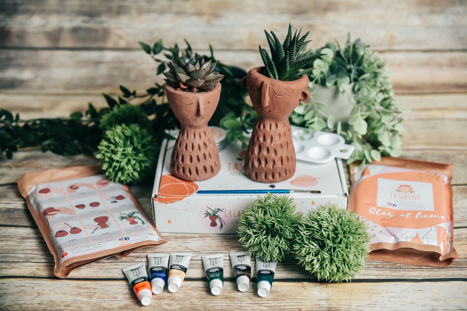 Herramientas de madera incluidas en el kit