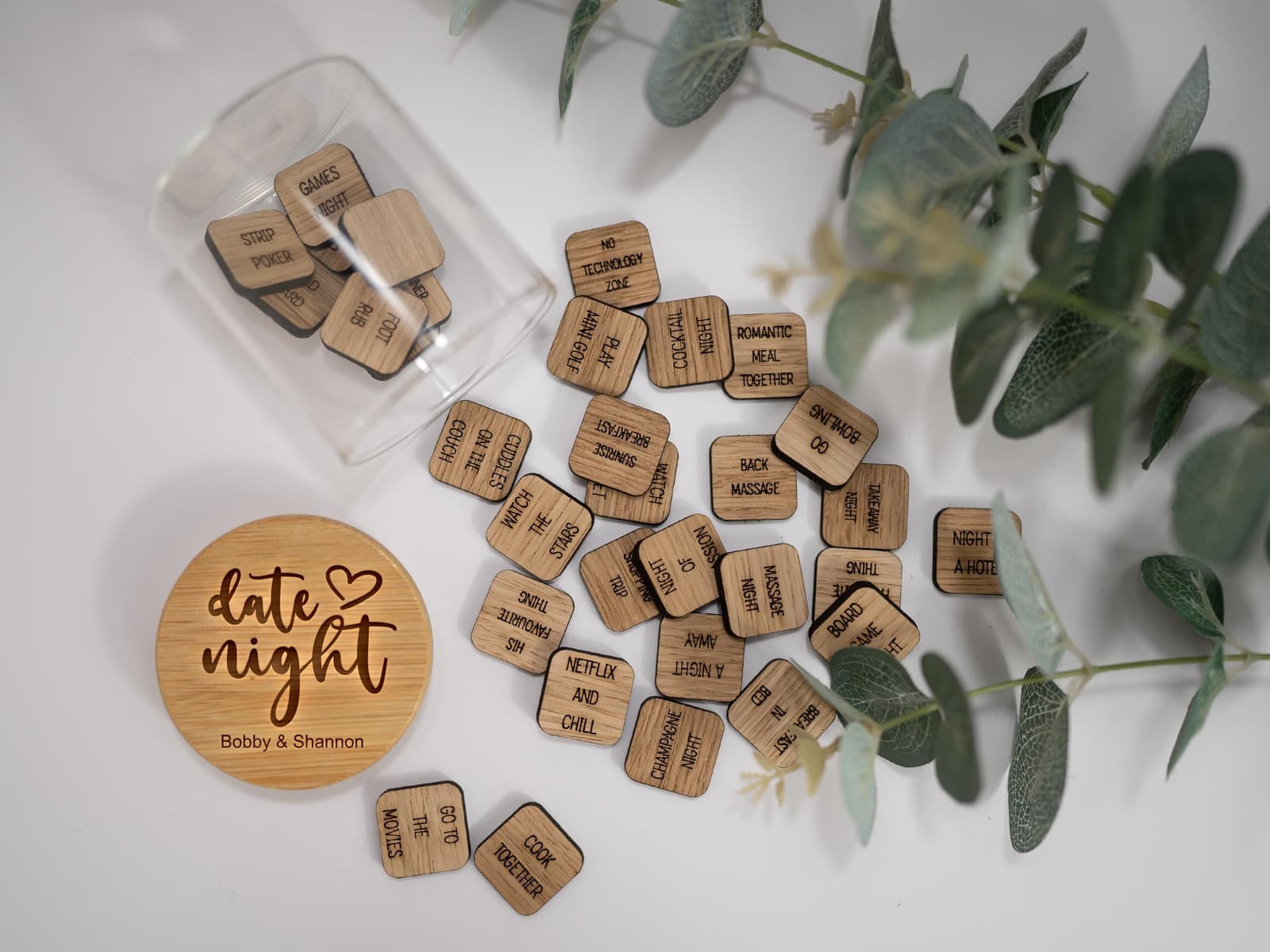 Bote de cristal personalizado con ideas para citas