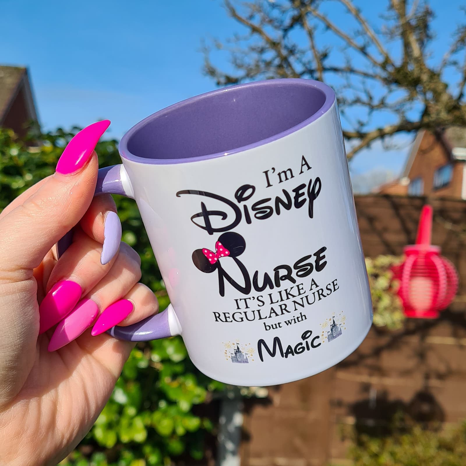 Taza de enfermera estilo Disney