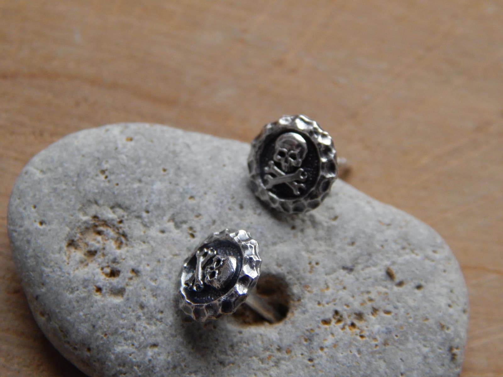 Pendientes de calavera y llaves para motero, foto 5