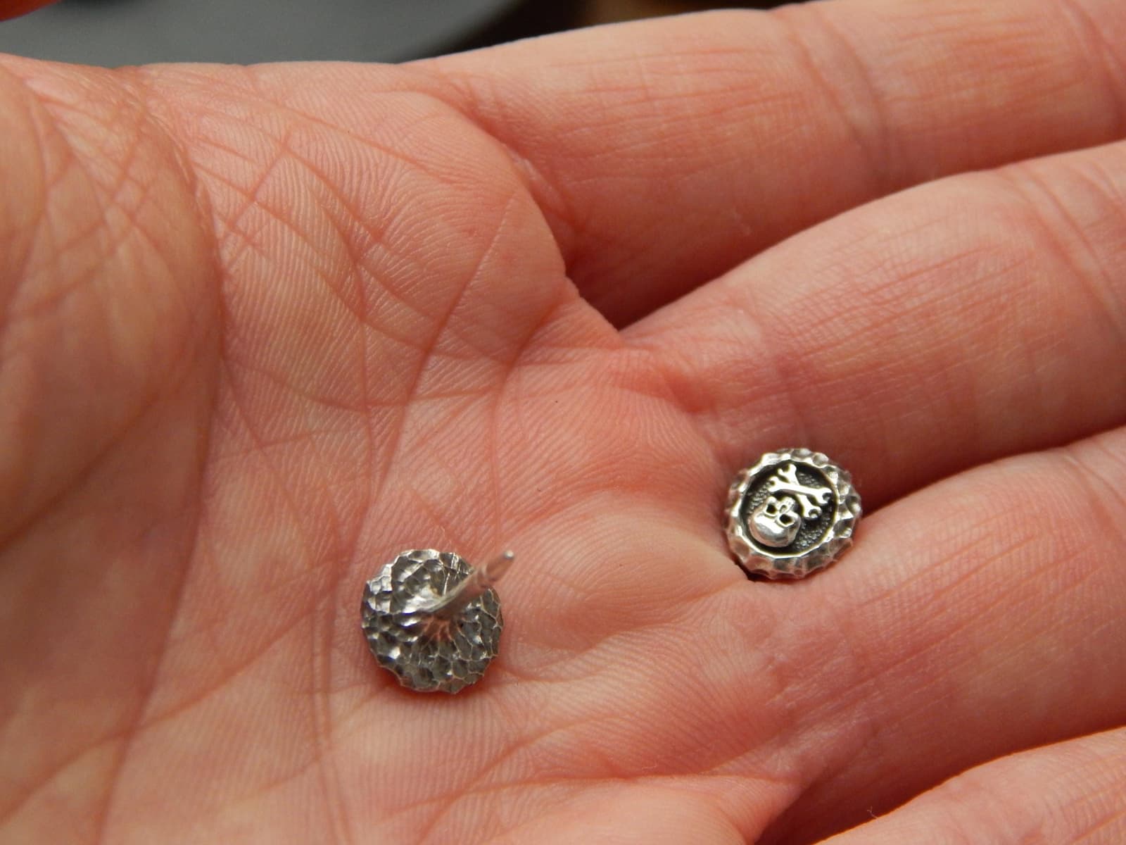 Pendientes de calavera y llaves para motero, foto 9