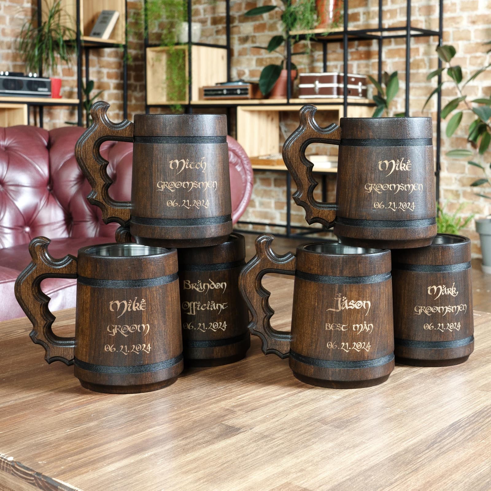 Jarra de cerveza de madera vikinga personalizada, foto 8