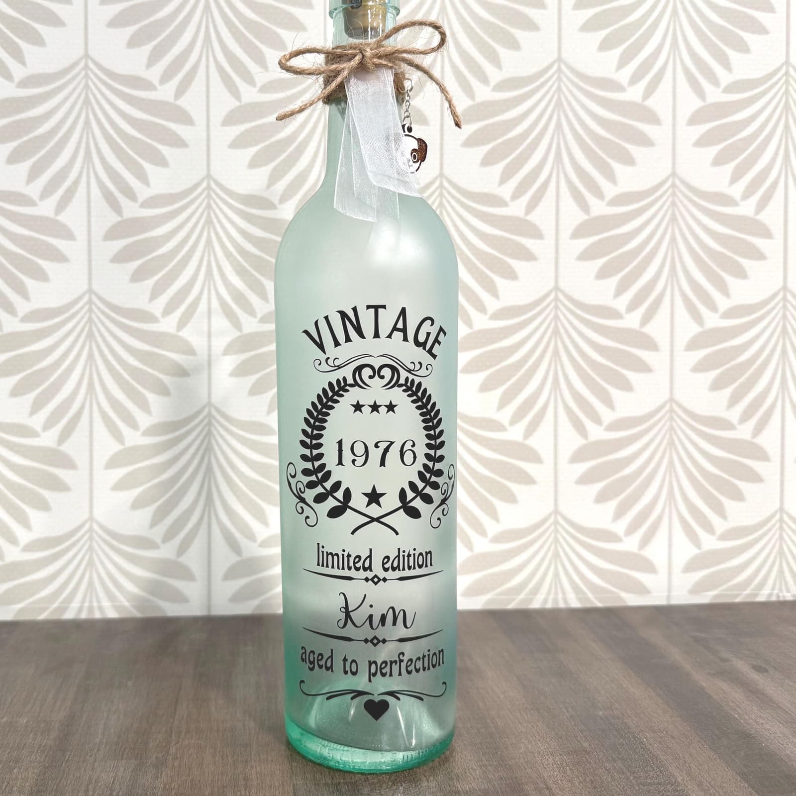 Botella luminosa personalizada para una cuñada, foto 4,