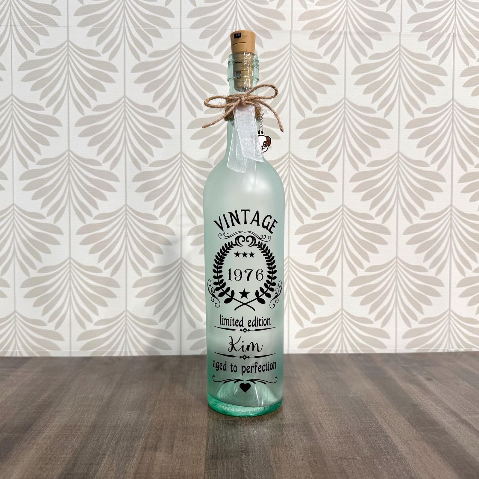 Botella luminosa personalizada para una cuñada, foto 16,