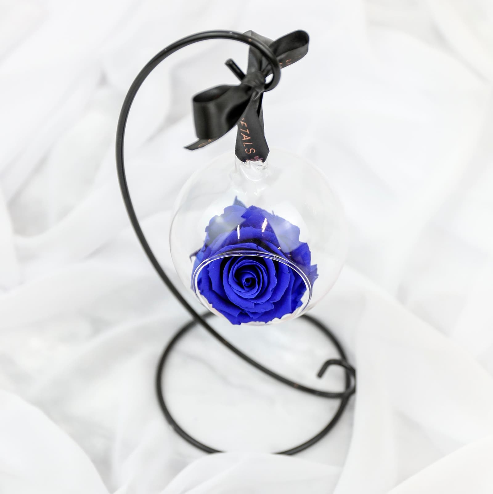 Rosa eterna azul en bola de cristal colgante, foto 2