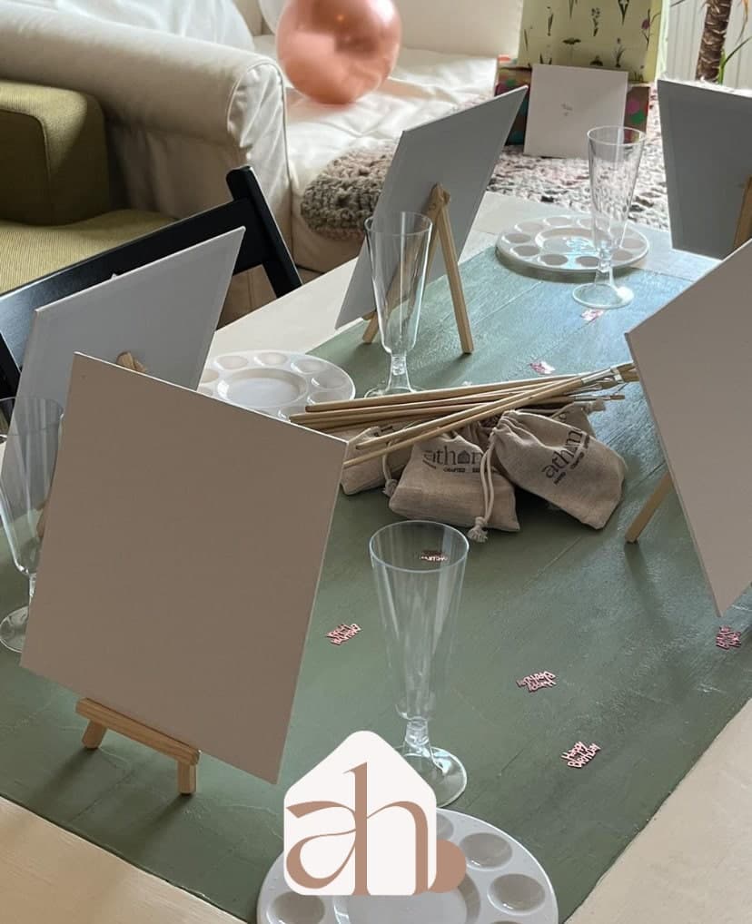 Kit de pintura con champán para una experiencia creativa de cumpleaños, foto 8