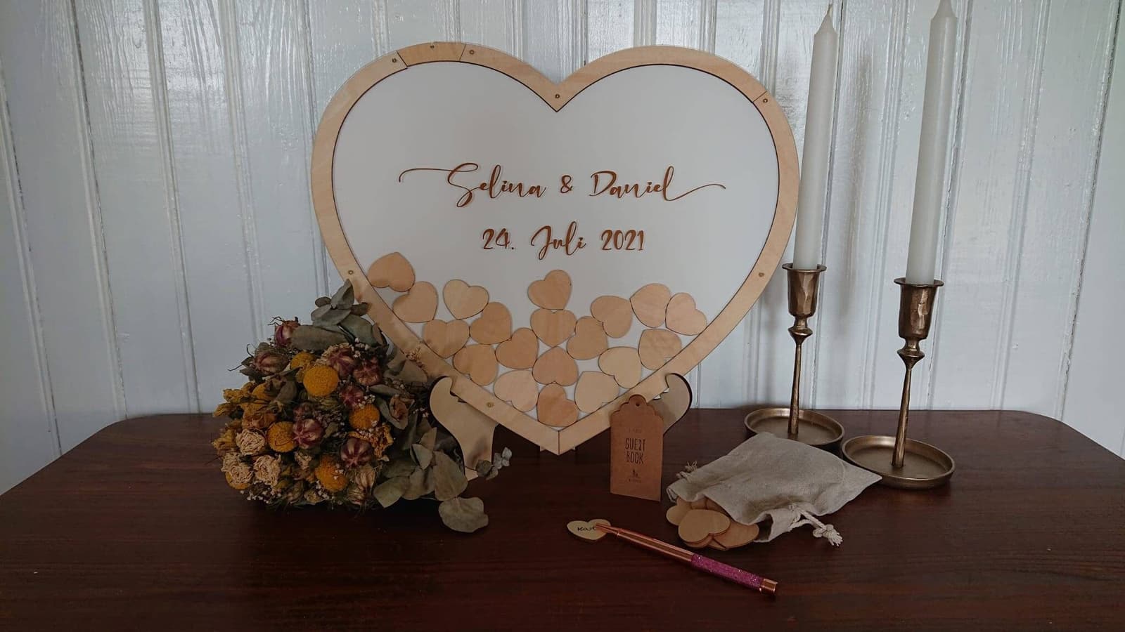 Libro de firmas en forma de corazón para boda